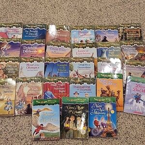 27 Magic Tree House Books Lot